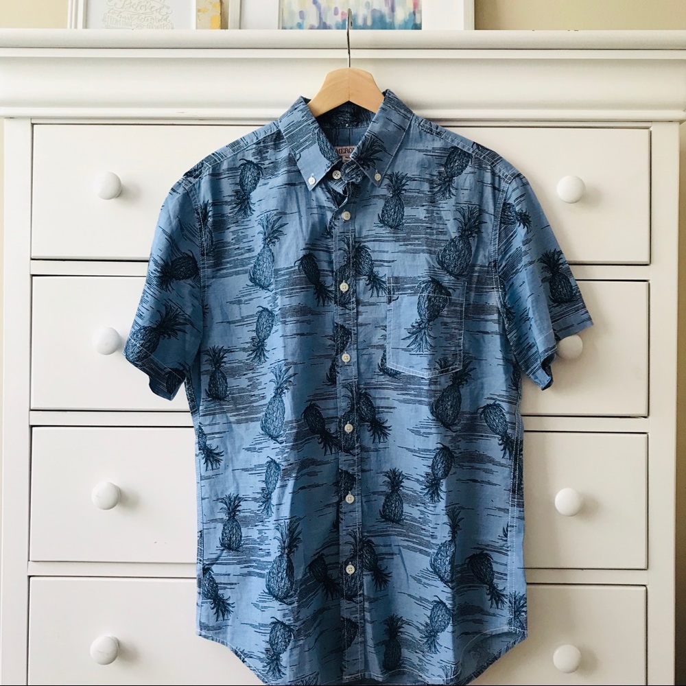 Men’s Pineapple Print Button-Down Shirt